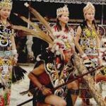 Peran Suku Dayak