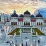 Aceh Serambi Mekkah